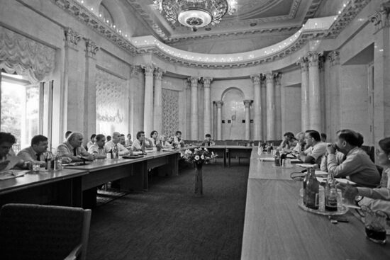 Intercosmos-NASA meeting