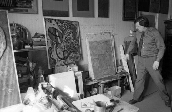 Artist Sergei Bordachyov