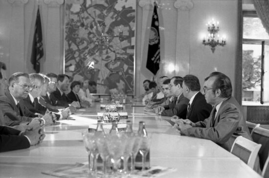 Delegation of Finnish parliament visits Soviet Union