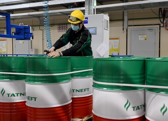 Russia Oil Refining Complex