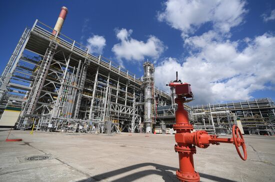 Russia Oil Refining Complex