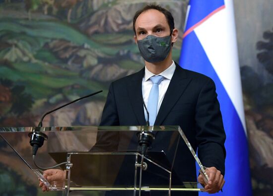 Russia Slovenia