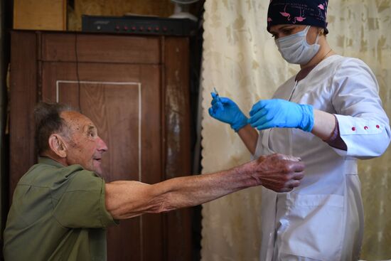 Russia Coronavirus Vaccination