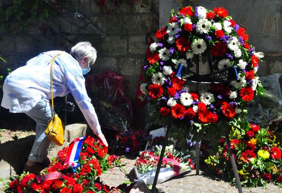 France Paris Commune Anniversary