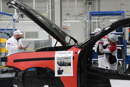 Russia Putin Aurus Cars Batch Production