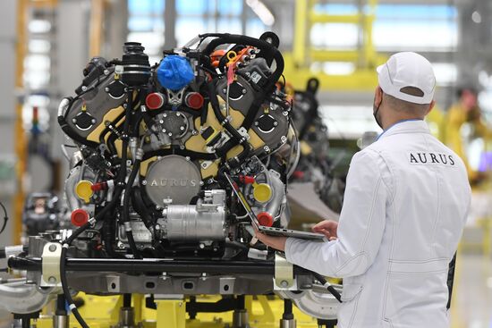 Russia Putin Aurus Cars Batch Production
