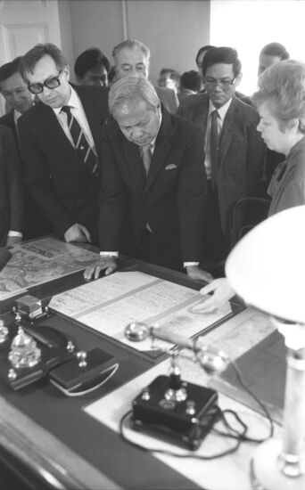 Prime Minister of Thailand Prem Tinsulanonda visits Soviet Union