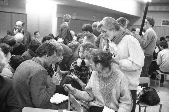 Electing director of School No. 735 in Moscow