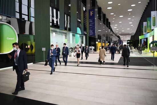 Russia SPIEF Sidelines