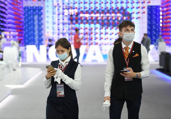 Russia SPIEF Sidelines