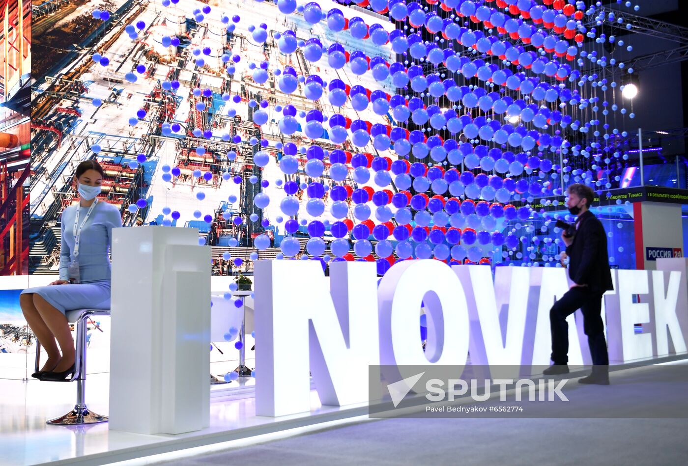 Russia SPIEF Sidelines