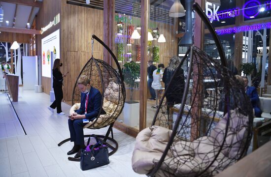 Russia SPIEF Sidelines