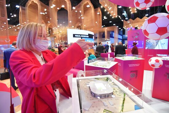 Russia SPIEF Sidelines
