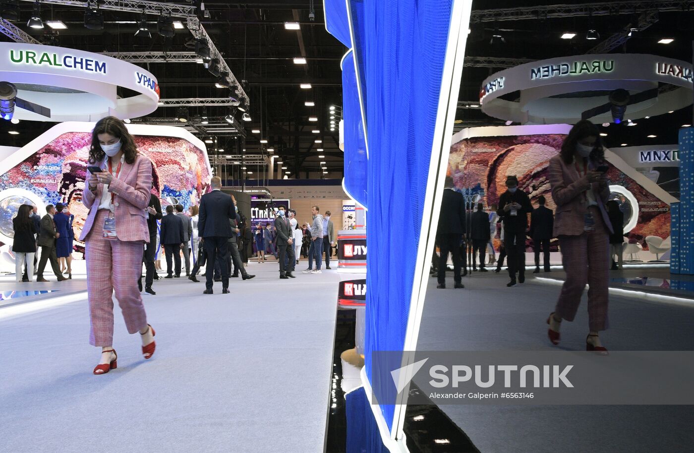Russia SPIEF Sidelines