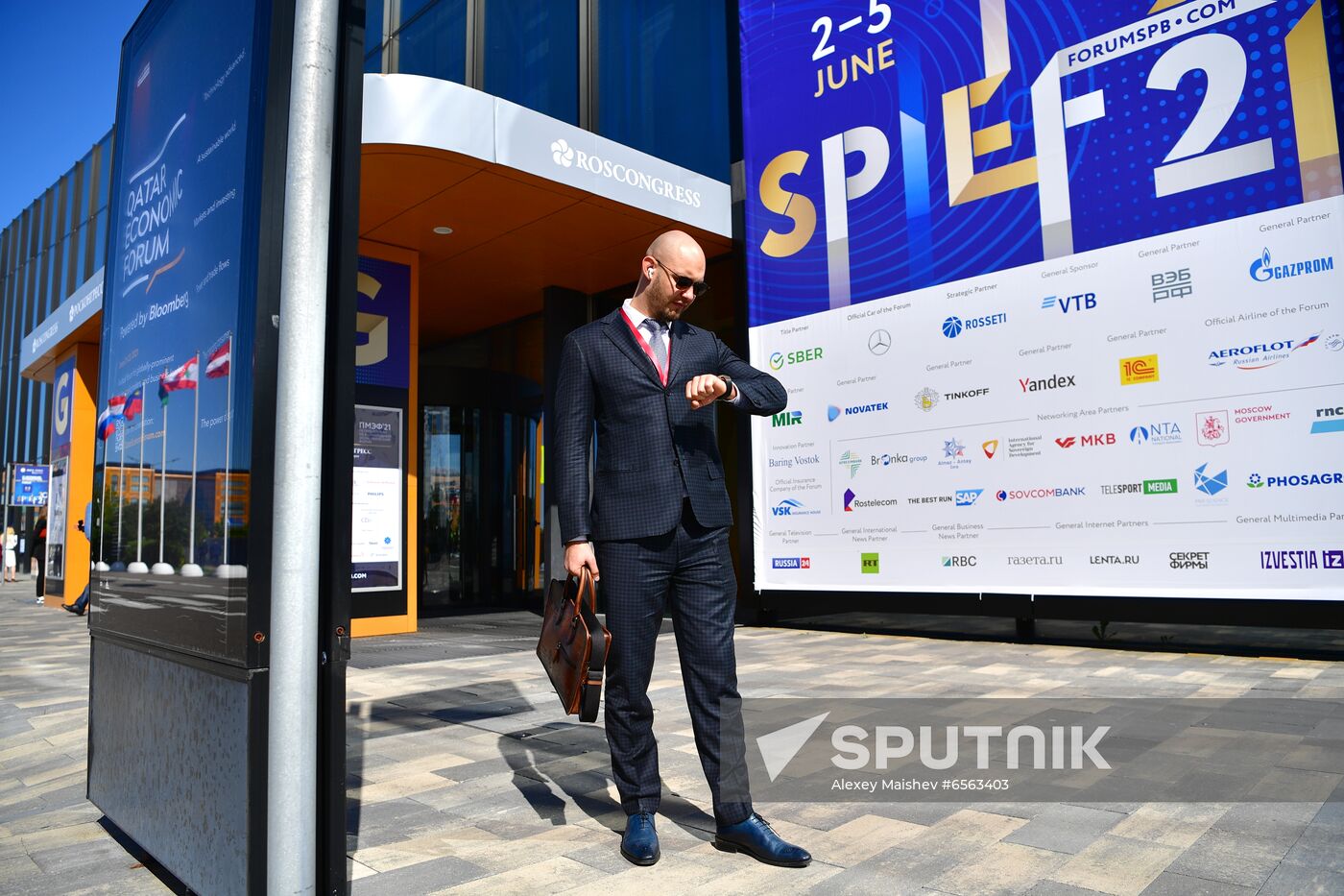 Russia SPIEF Sidelines