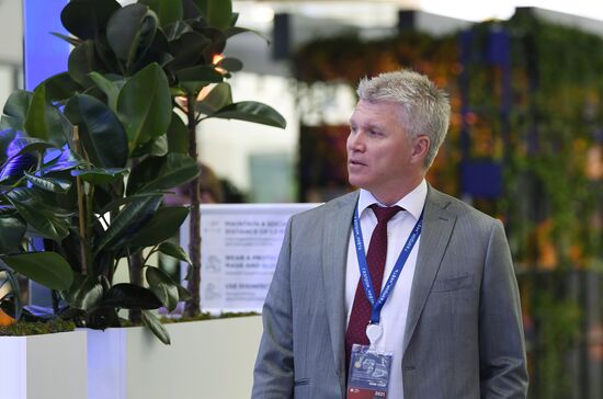 Russia SPIEF Sidelines