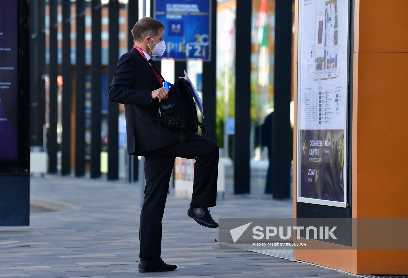 Russia SPIEF Sidelines