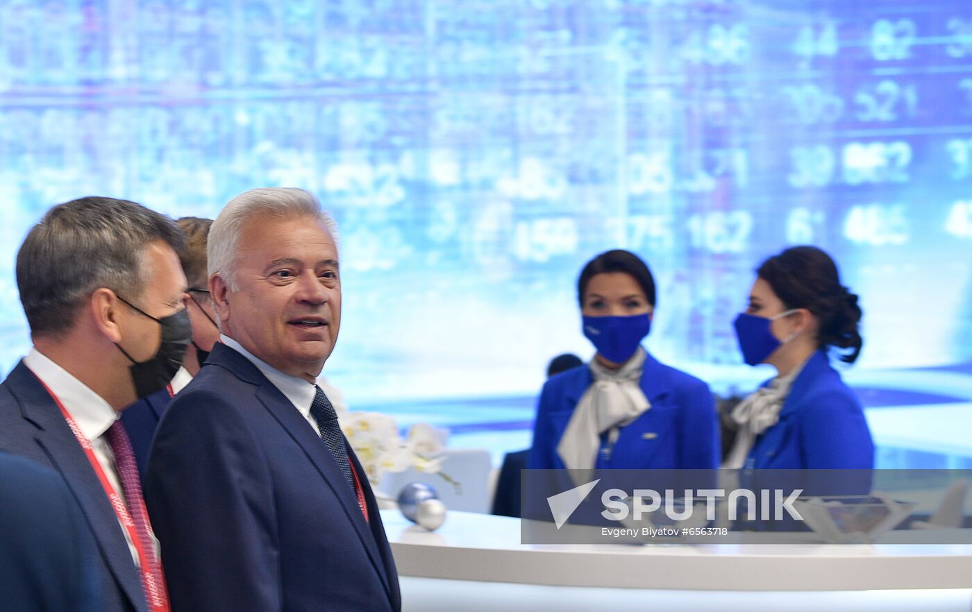 Russia SPIEF Sidelines