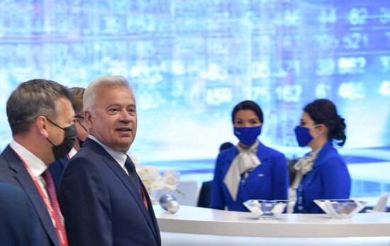Russia SPIEF Sidelines