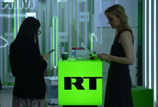 Russia SPIEF Sidelines