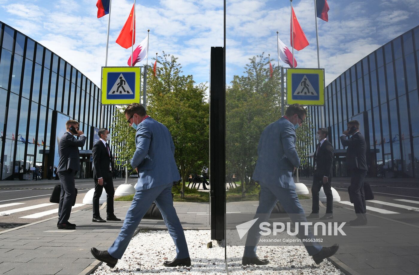 Russia SPIEF Sidelines