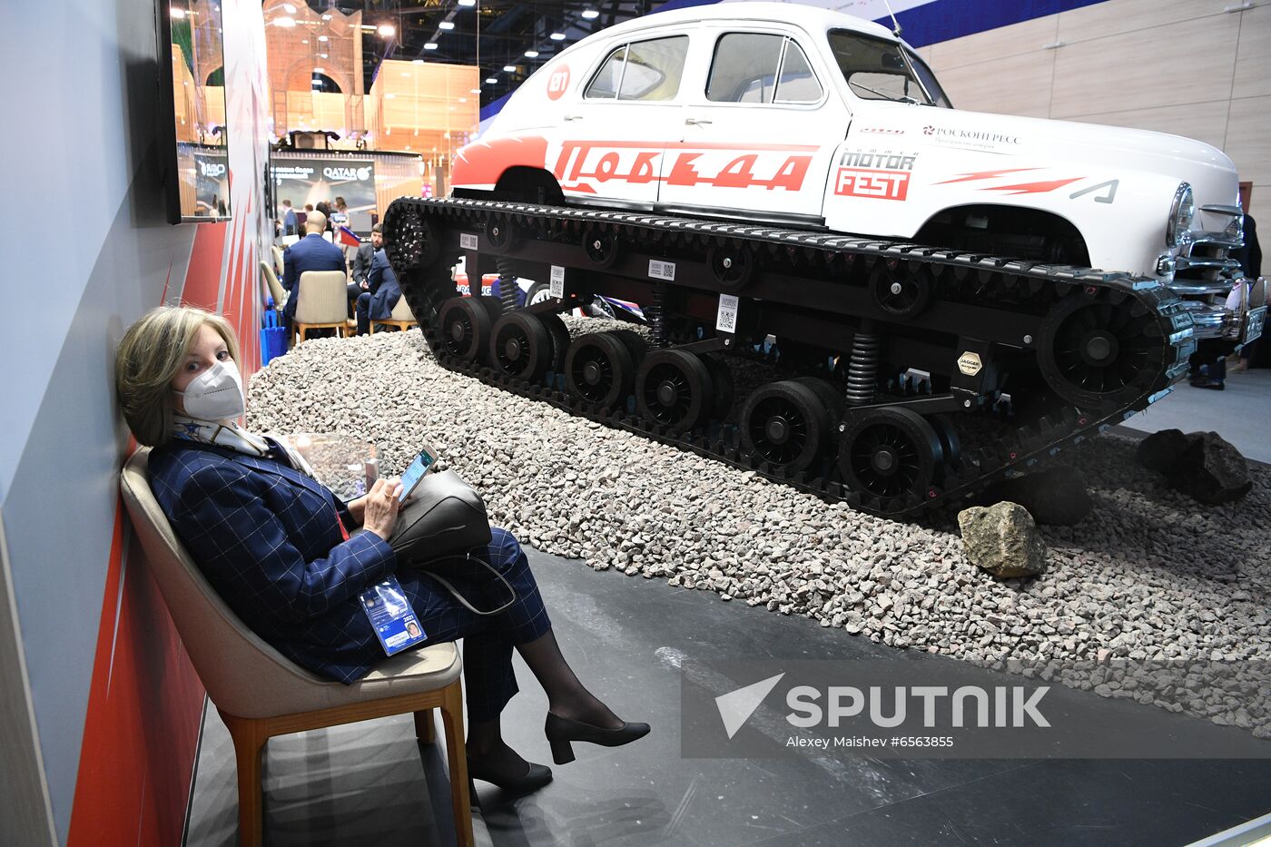 Russia SPIEF Sidelines