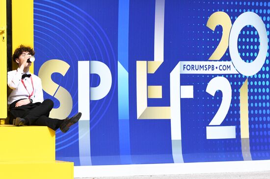 Russia SPIEF Sidelines