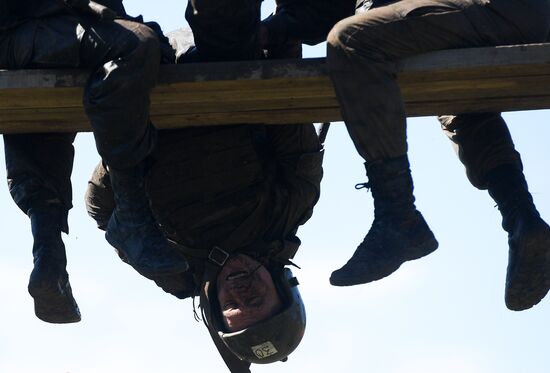 Russia National Guard Maroon Berets Exams