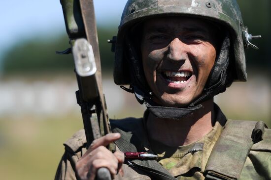 Russia National Guard Maroon Berets Exams