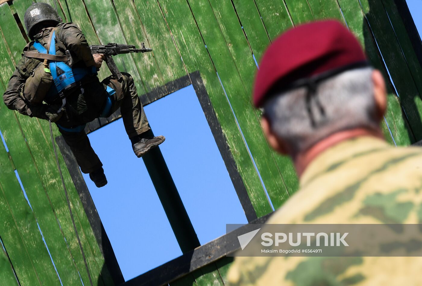 Russia National Guard Maroon Berets Exams