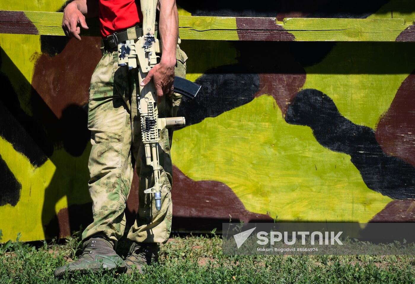 Russia National Guard Maroon Berets Exams