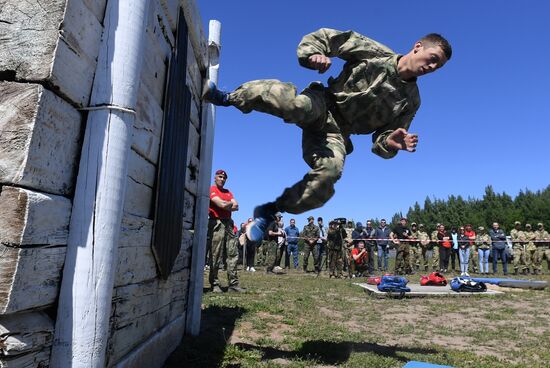 Russia National Guard Maroon Berets Exams