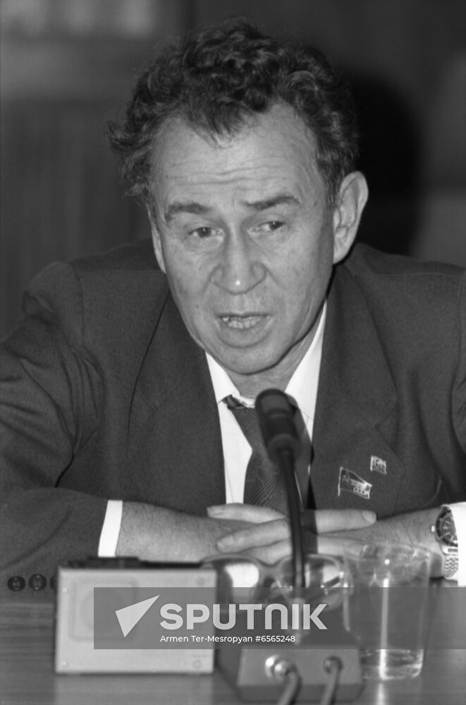 Nikolai Medvedev (Varikopulos), political and public activist in Lithuania