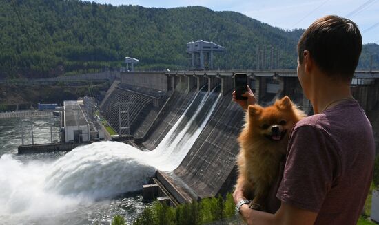 Russia Hydroelectric Station Water Discharge 