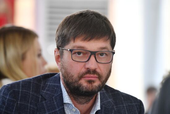 Russia SPIEF Sidelines