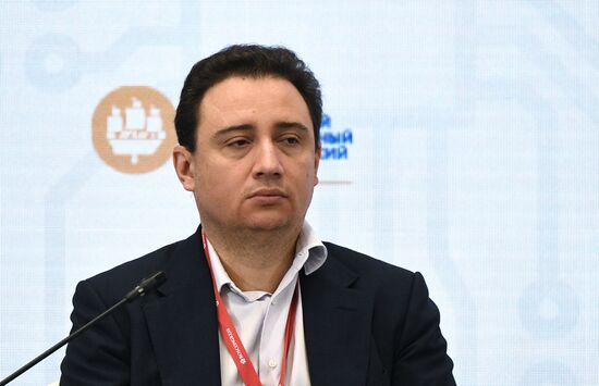 Russia SPIEF Sidelines