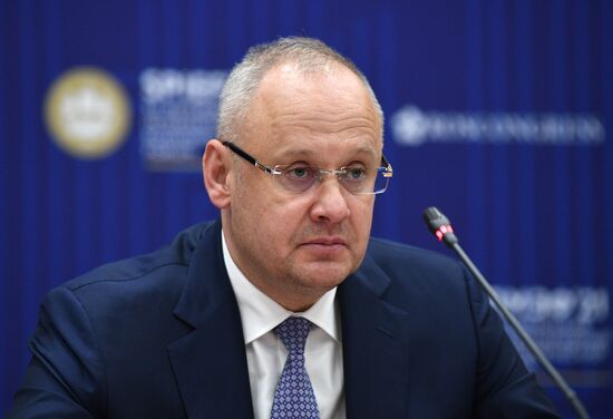 Russia SPIEF Sidelines