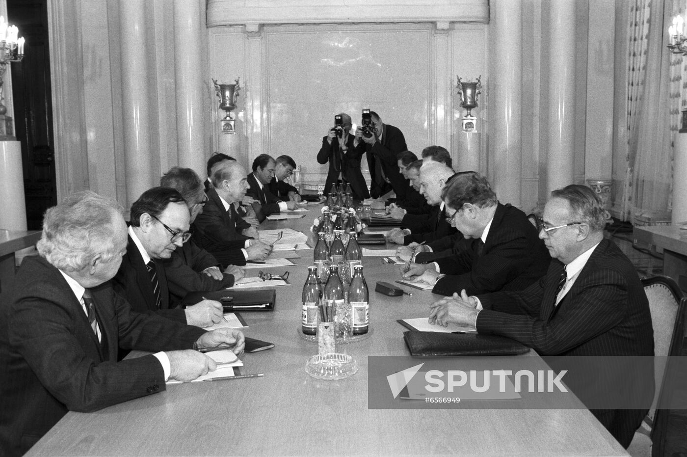 Minister of Foreign Affairs of SFR Yugoslavia Budimir Loncar in USSR