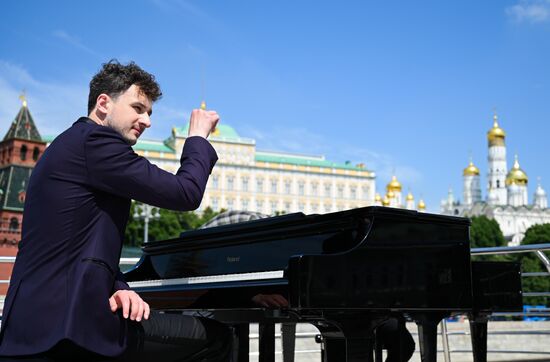 Russia Music Video Shooting