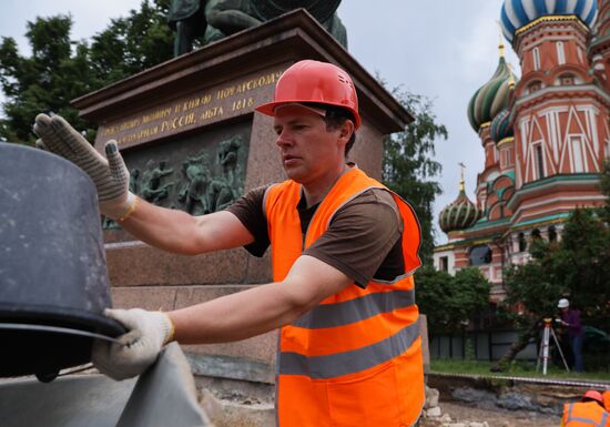 Russia Monument Restoration