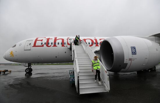 Russia Ethiopian Airlines Plane Presentation