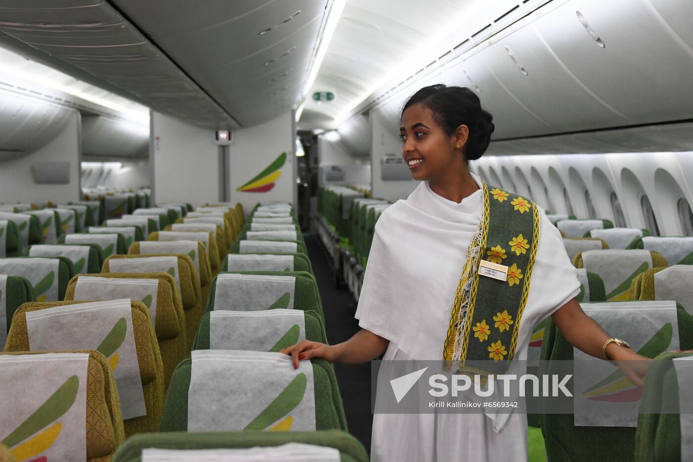 Russia Ethiopian Airlines Plane Presentation
