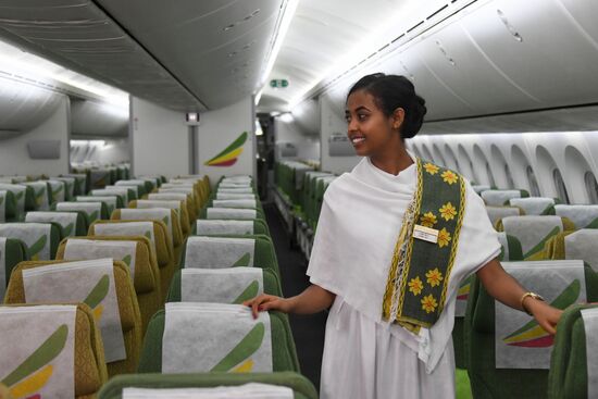 Russia Ethiopian Airlines Plane Presentation