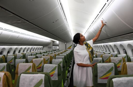 Russia Ethiopian Airlines Plane Presentation