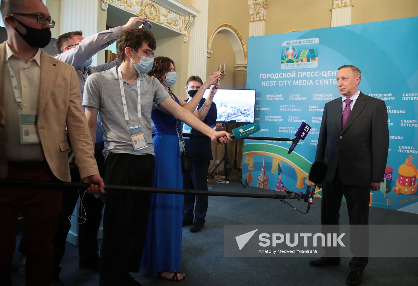 Official opening of Host City Media Center in St. Petersburg