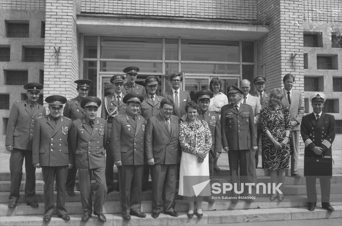 Finnish Defense Minister Johan Ole Norrback's visit to USSR