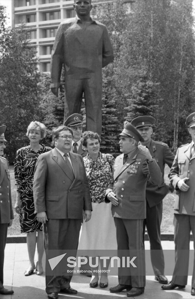 Finnish Defense Minister Johan Ole Norrback's visit to USSR