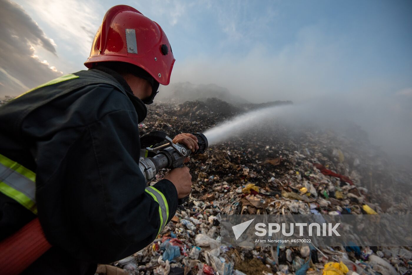 Armenia Garbage Dump Fire