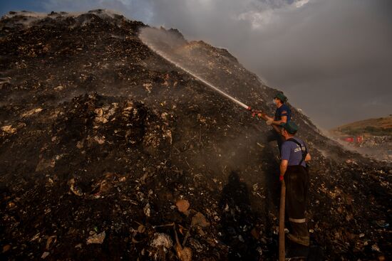 Armenia Garbage Dump Fire