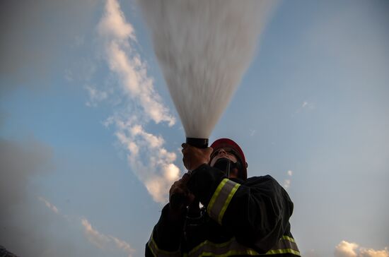 Armenia Garbage Dump Fire
